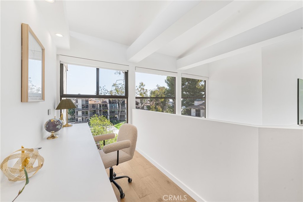 7324 Marina Pacifica Drive N