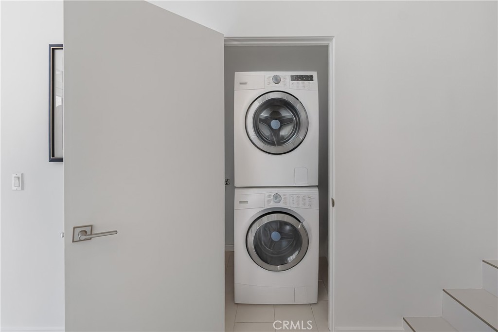 7324 Marina Pacifica Drive N