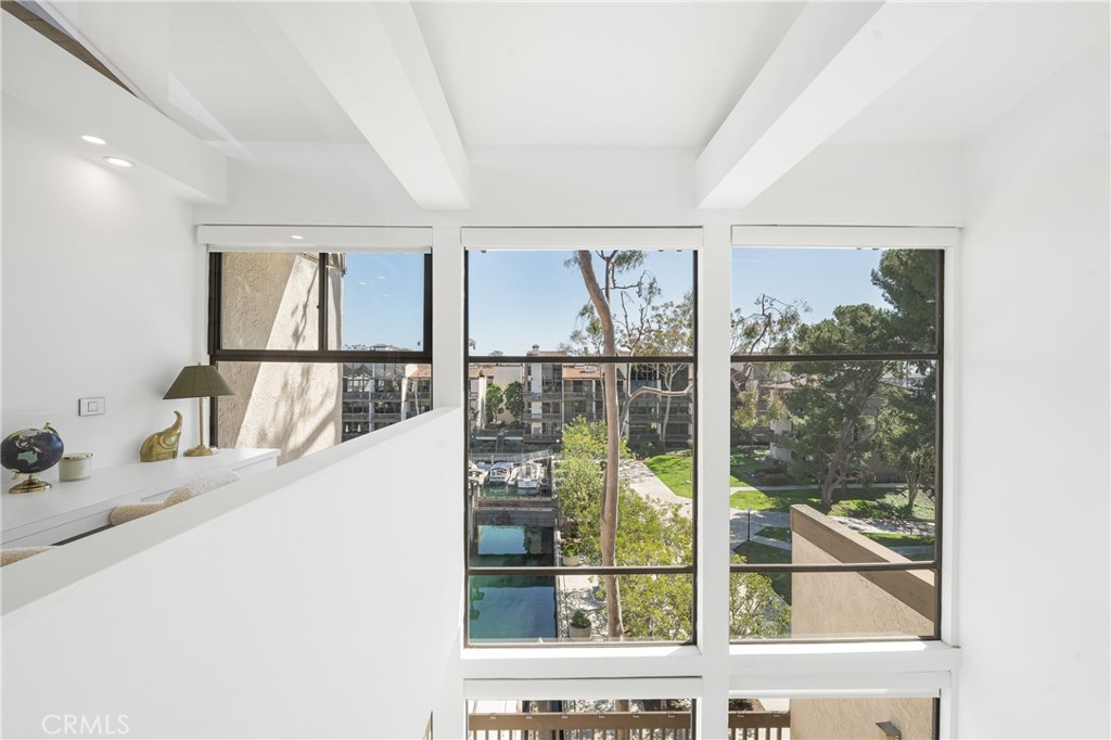 7324 Marina Pacifica Drive N