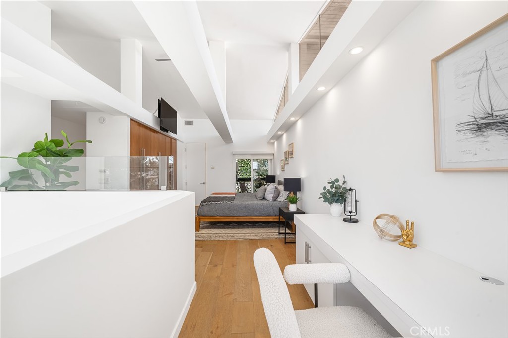 7324 Marina Pacifica Drive N