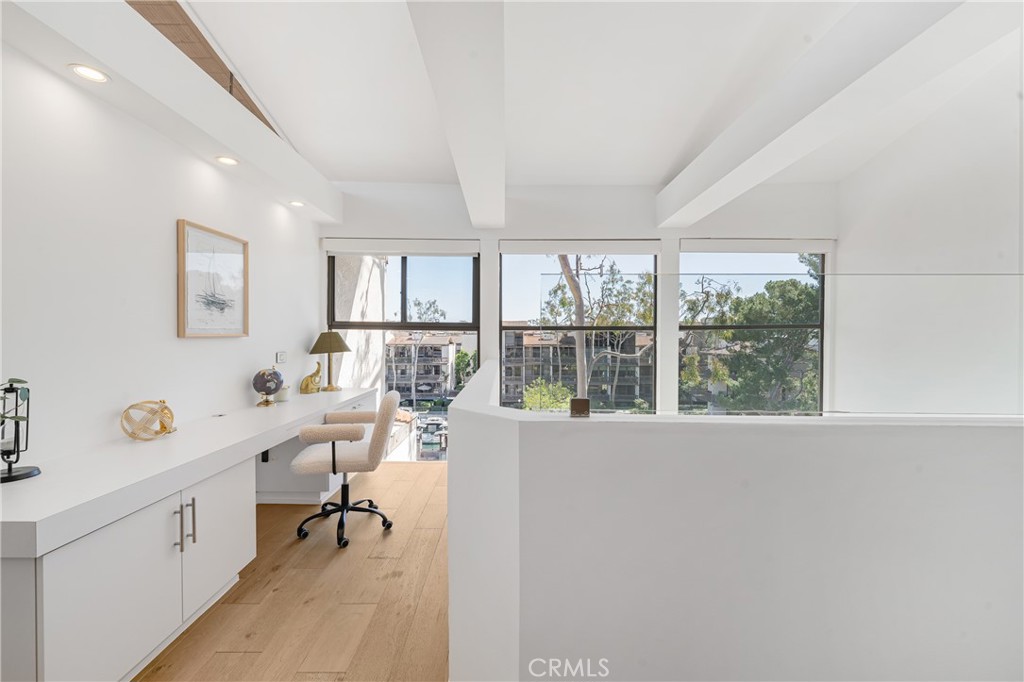 7324 Marina Pacifica Drive N