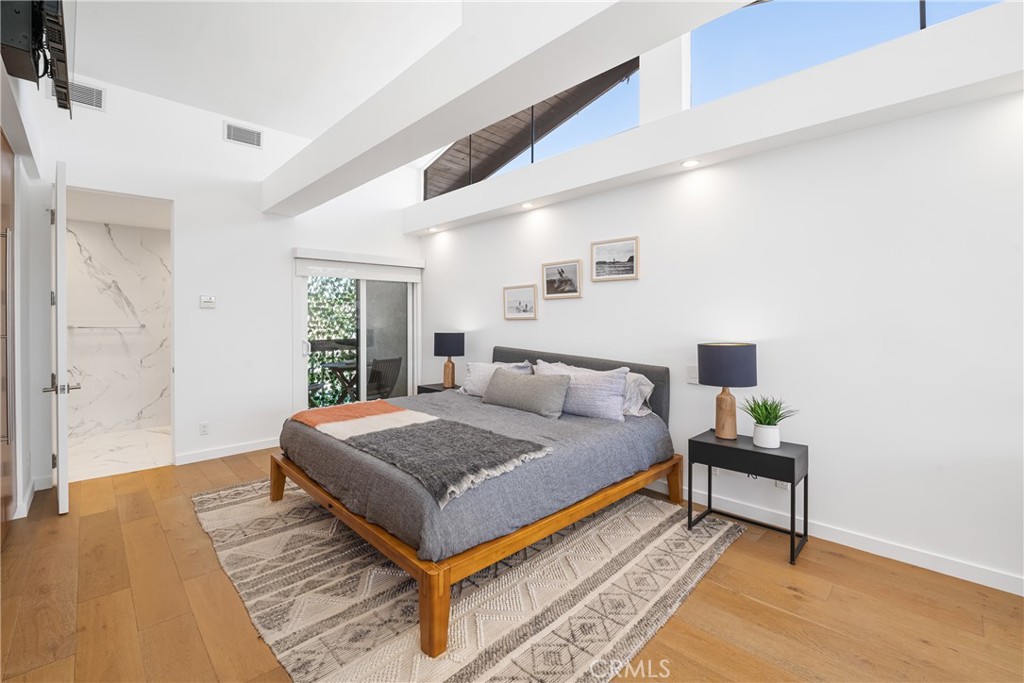 7324 Marina Pacifica Drive N