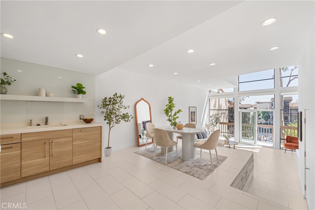 7324 Marina Pacifica Drive N