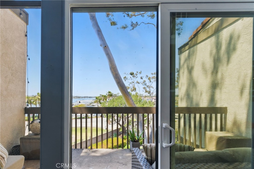 5313 Marina Pacifica Drive S