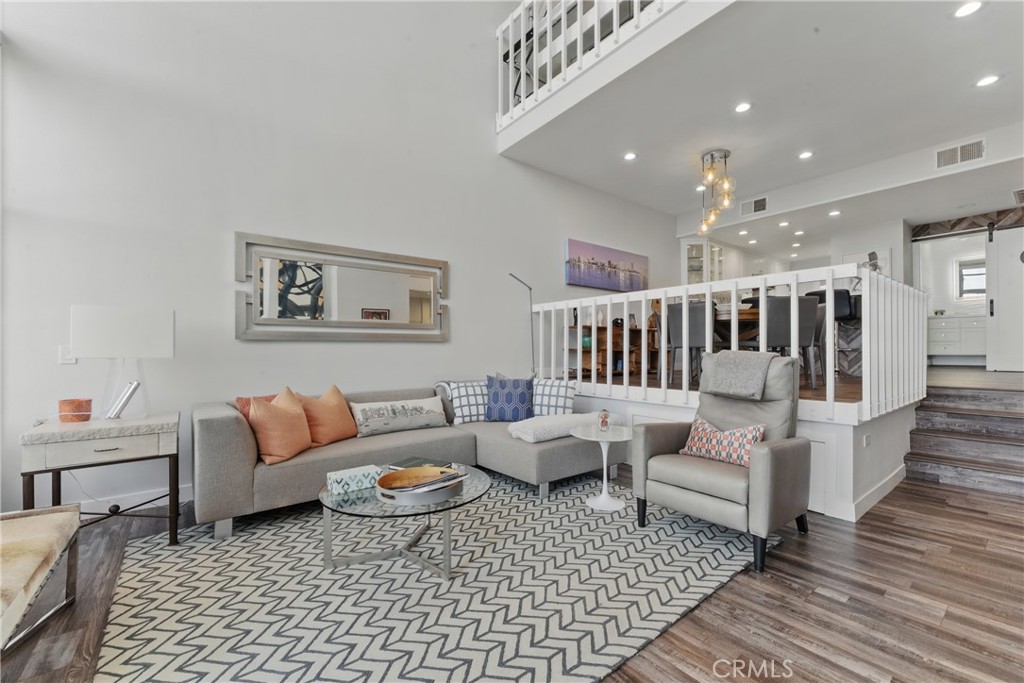 5313 Marina Pacifica Drive S