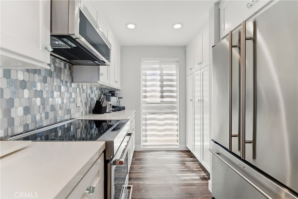 5313 Marina Pacifica Drive S