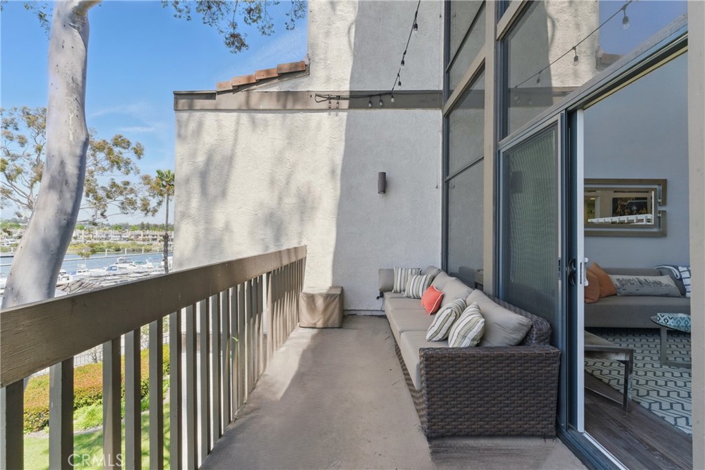 5313 Marina Pacifica Drive S