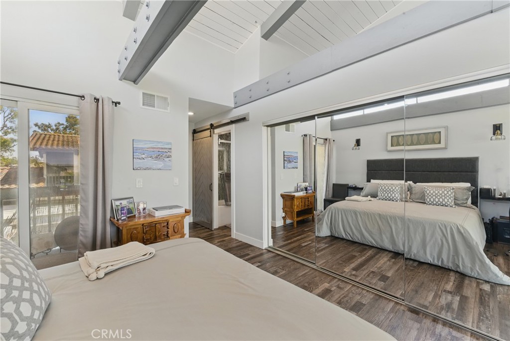 5313 Marina Pacifica Drive S