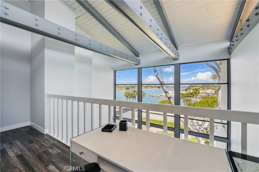 5313 Marina Pacifica Drive S