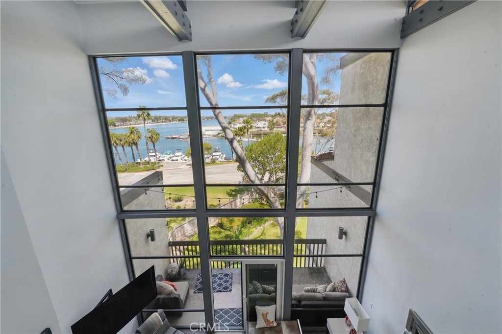 5313 Marina Pacifica Drive S