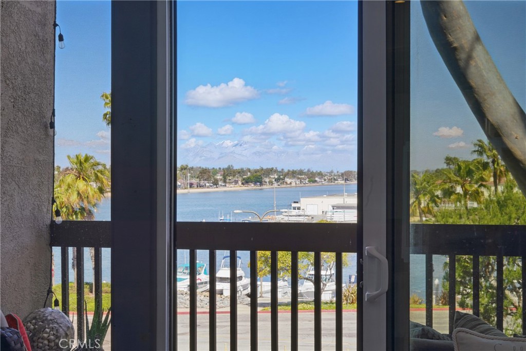 5313 Marina Pacifica Drive S