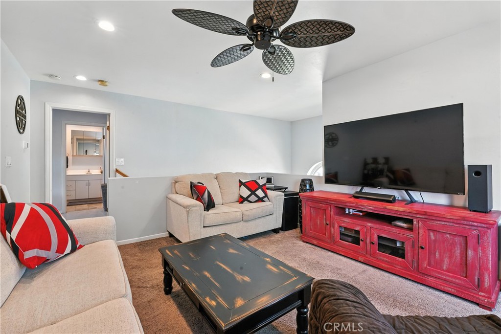 2275 Ximeno Avenue