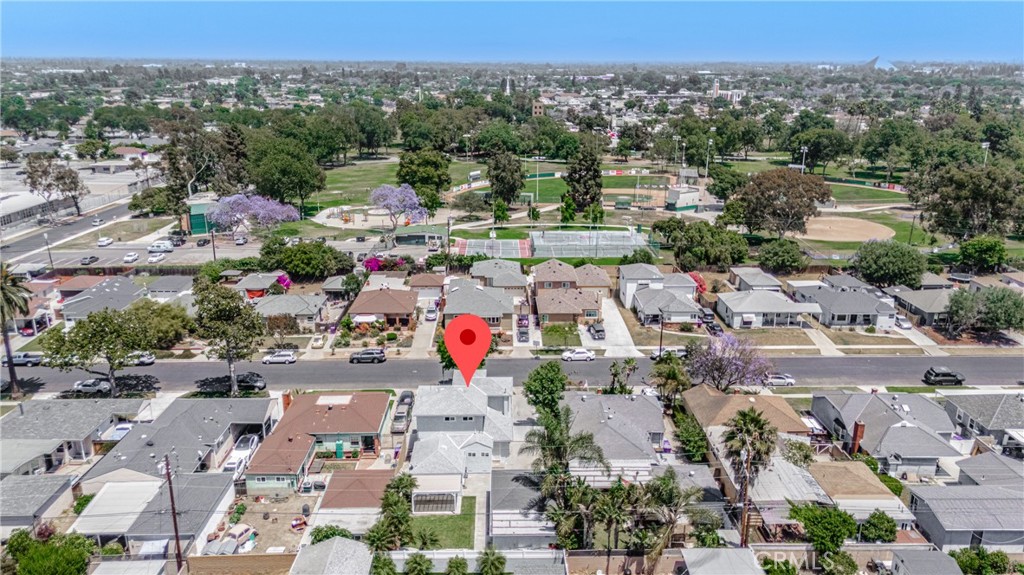 2275 Ximeno Avenue