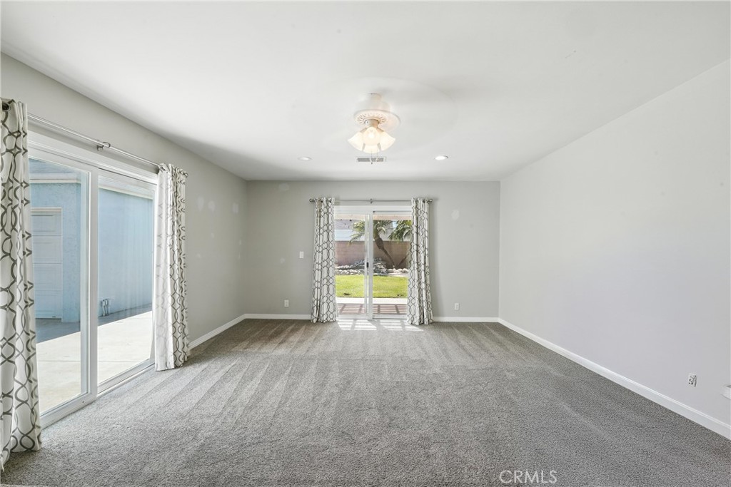 2275 Ximeno Avenue