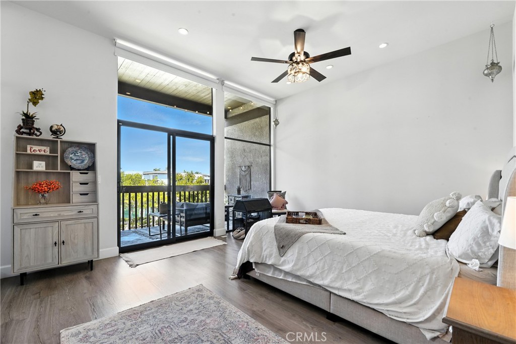 7339 Marina Pacifica Drive N
