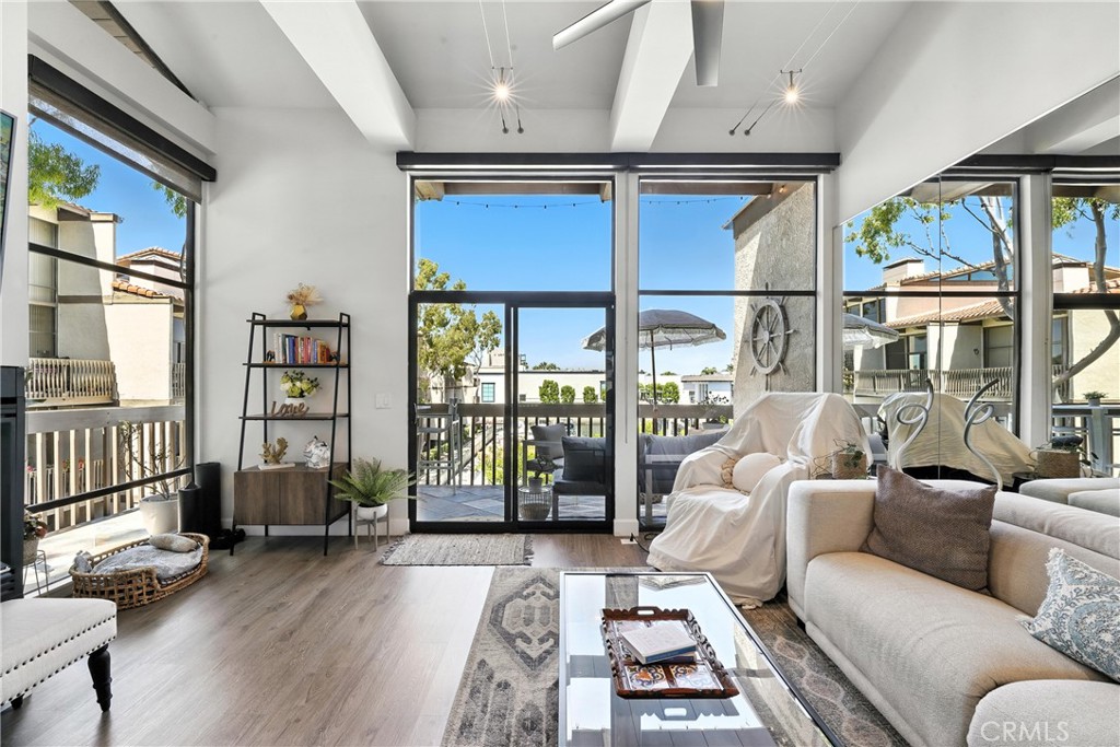 7339 Marina Pacifica Drive N