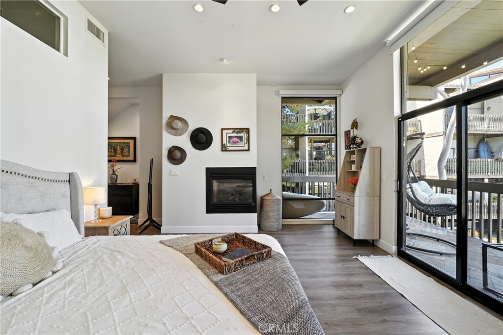 7339 Marina Pacifica Drive N