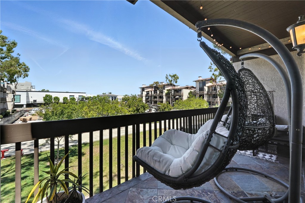 7339 Marina Pacifica Drive N