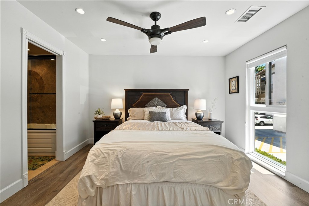 7339 Marina Pacifica Drive N