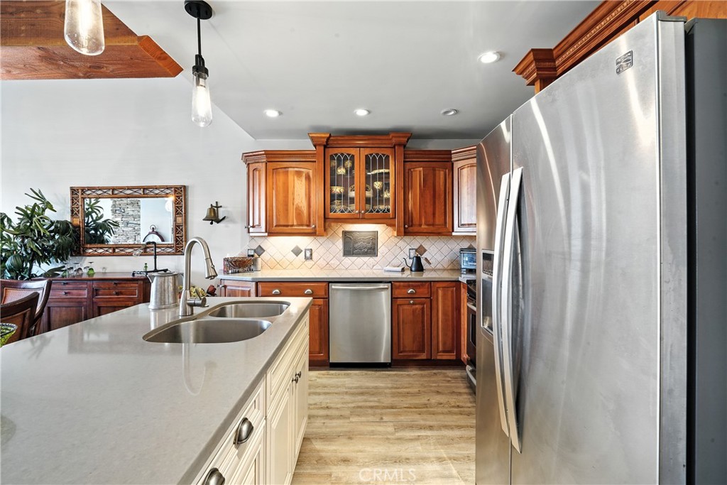 6315 Marina Pacifica Drive S