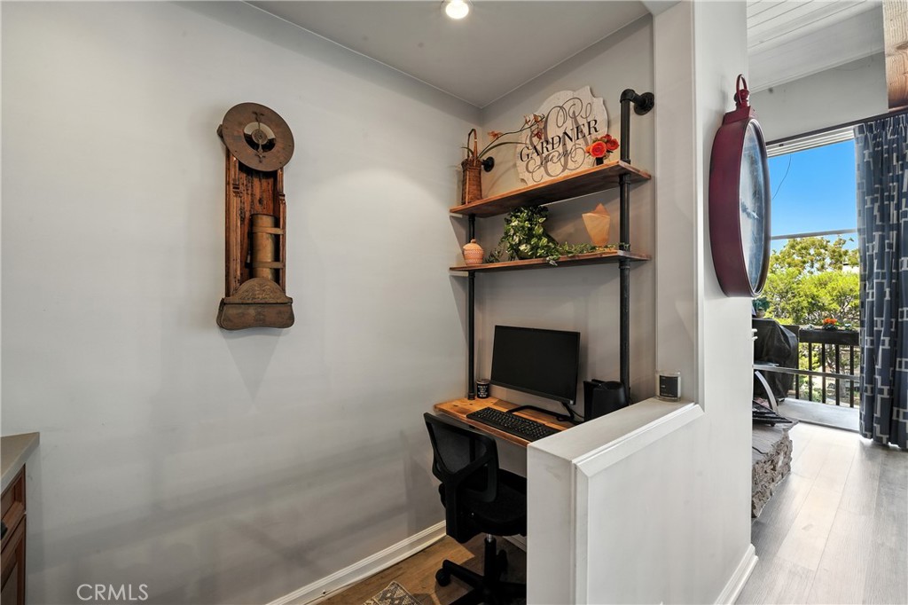 6315 Marina Pacifica Drive S