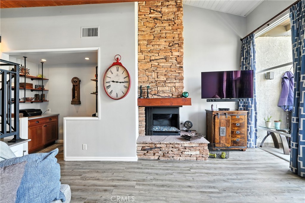 6315 Marina Pacifica Drive S