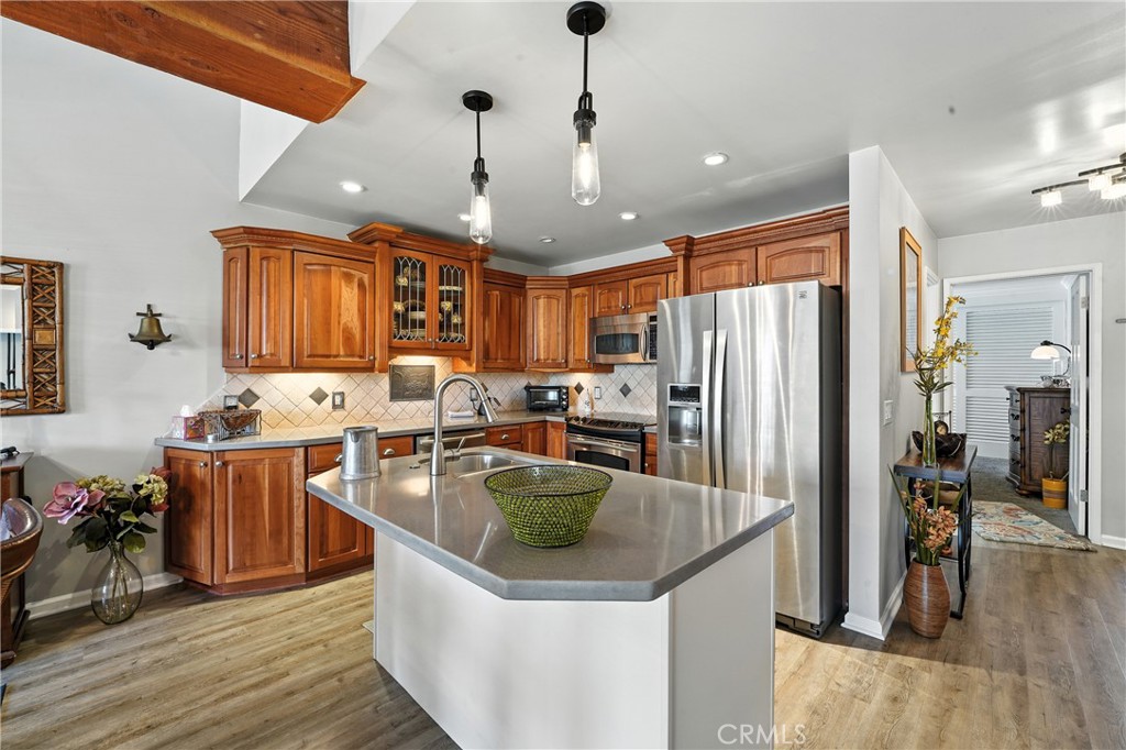 6315 Marina Pacifica Drive S