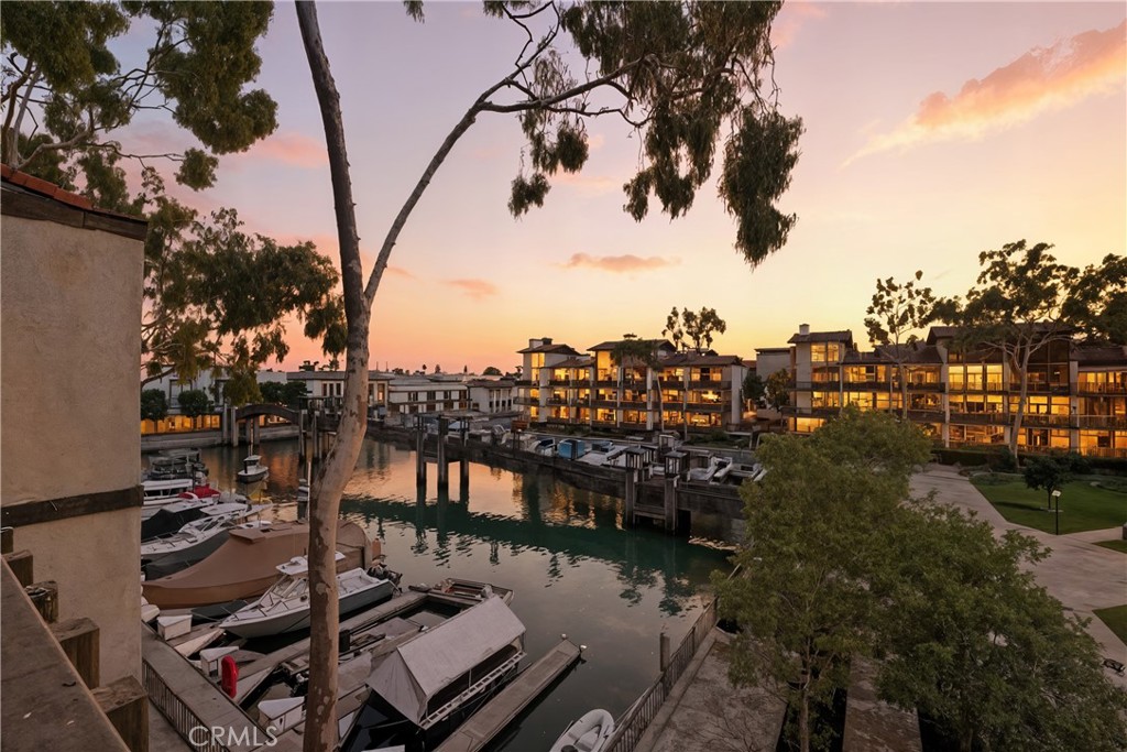 7322 Marina Pacifica Drive N