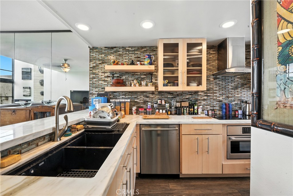 7322 Marina Pacifica Drive N