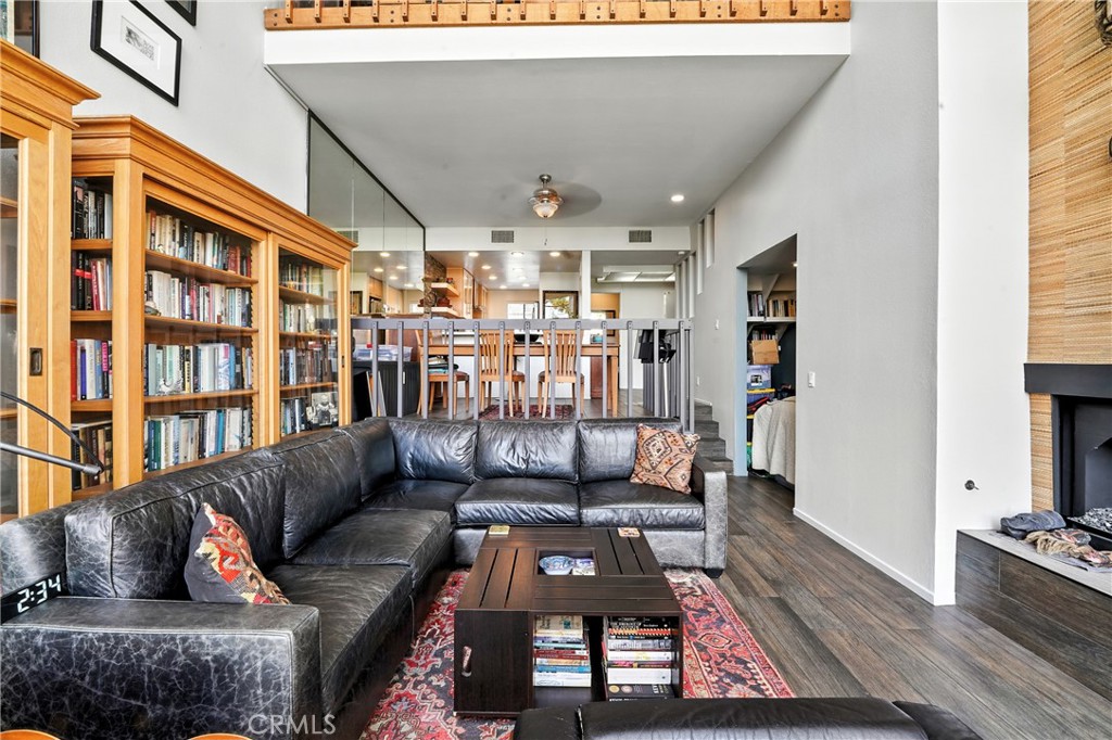 7322 Marina Pacifica Drive N