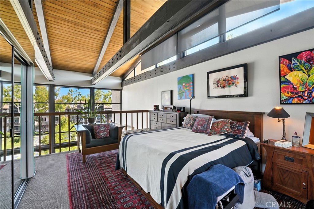 7322 Marina Pacifica Drive N