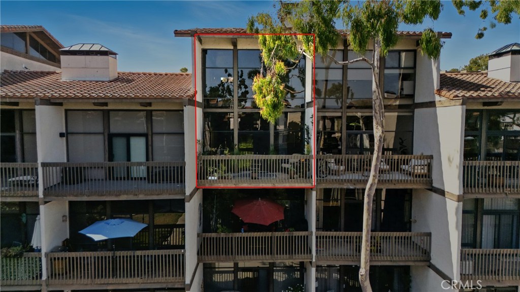 7322 Marina Pacifica Drive N