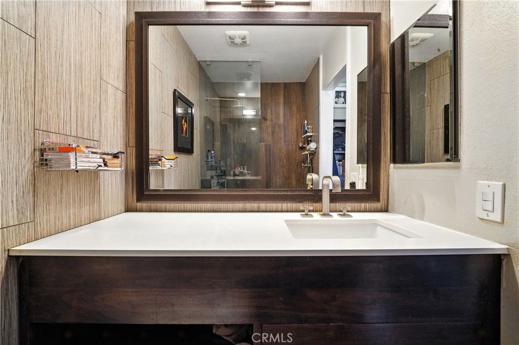 7322 Marina Pacifica Drive N