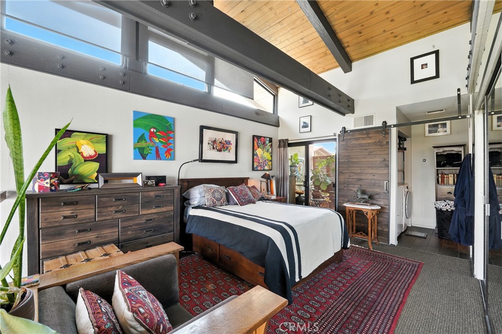 7322 Marina Pacifica Drive N