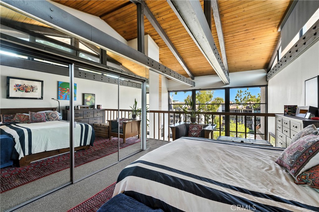 7322 Marina Pacifica Drive N