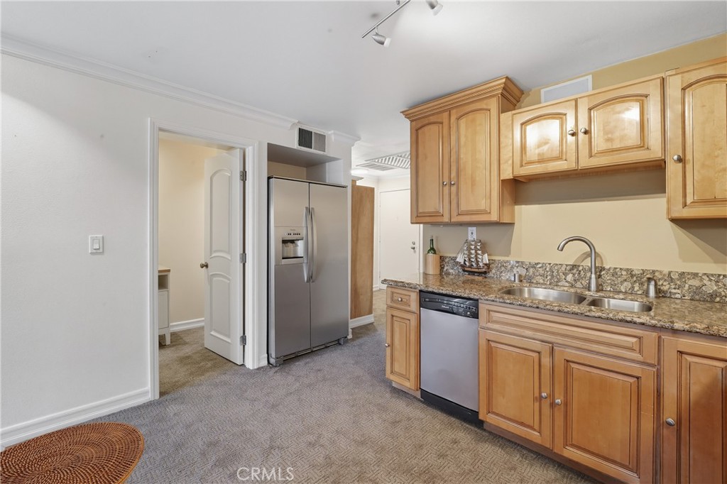 7124 Marina Pacifica N