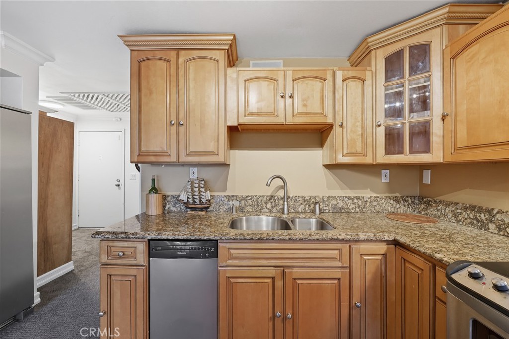 7124 Marina Pacifica N