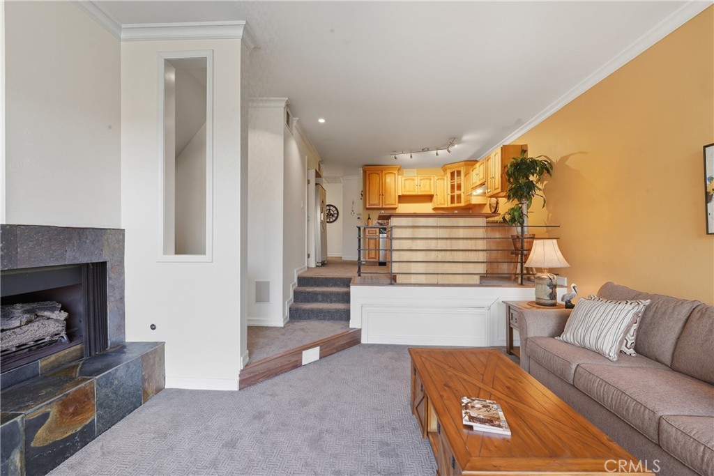 7124 Marina Pacifica N