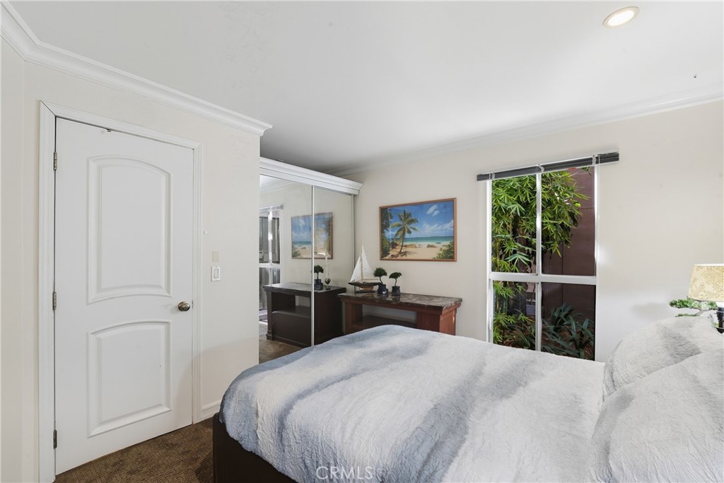 7124 Marina Pacifica N