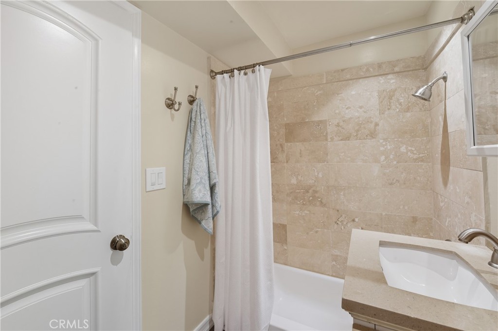 7124 Marina Pacifica N