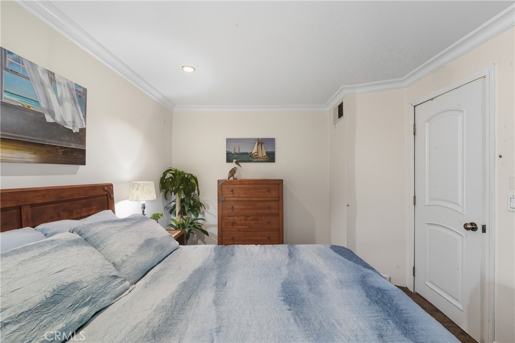 7124 Marina Pacifica N