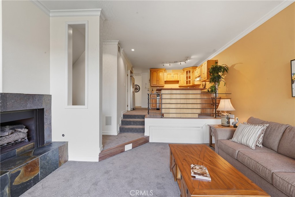 7124 Marina Pacifica N