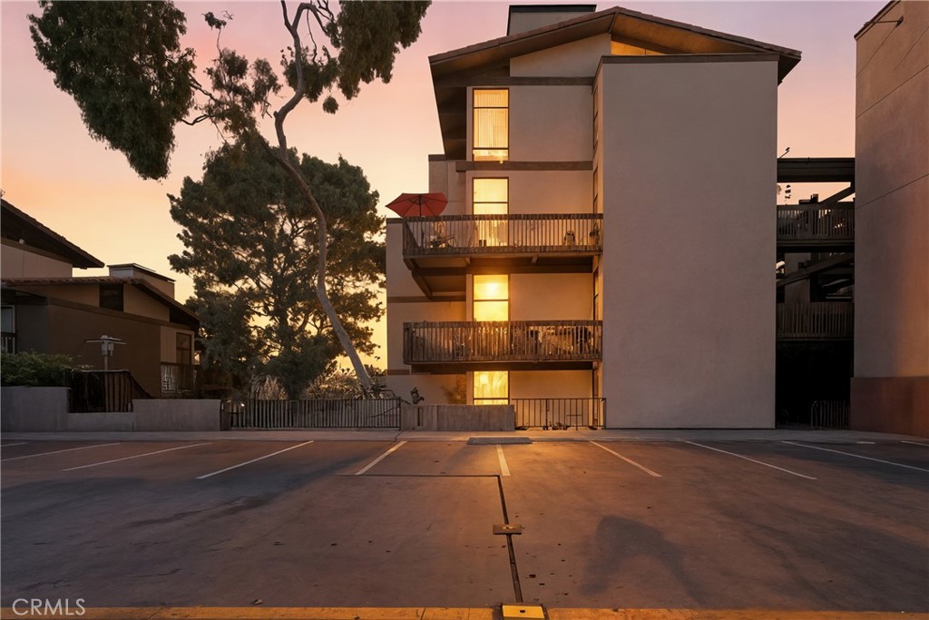 6209 Marina Pacifica N