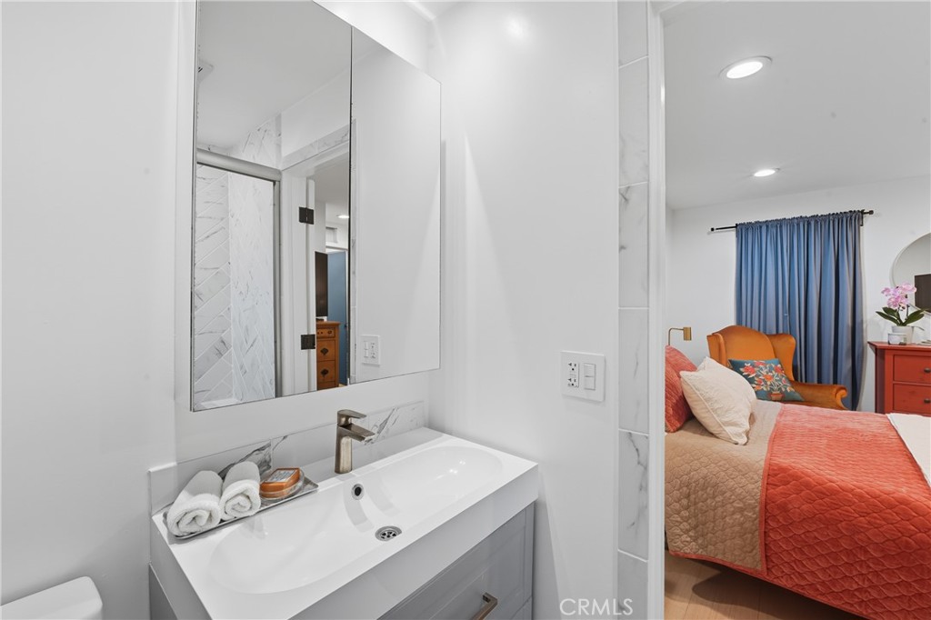 6209 Marina Pacifica N