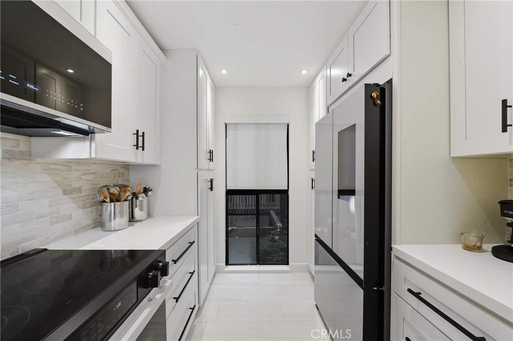 6209 Marina Pacifica N