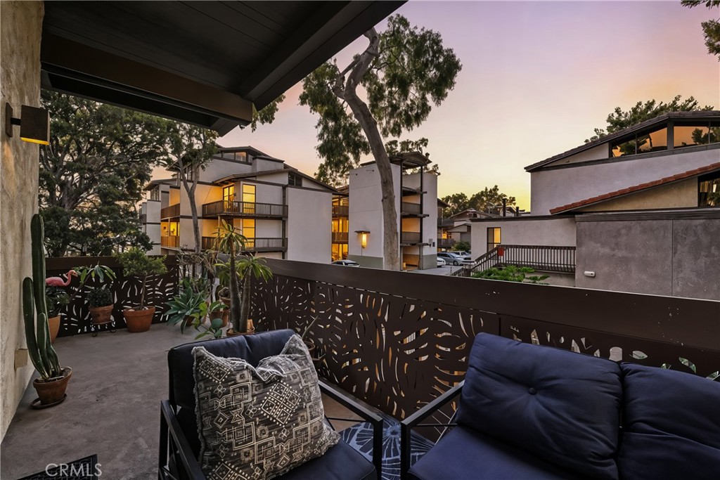 6209 Marina Pacifica N