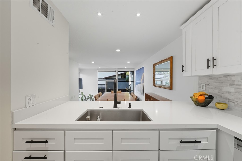 6209 Marina Pacifica N