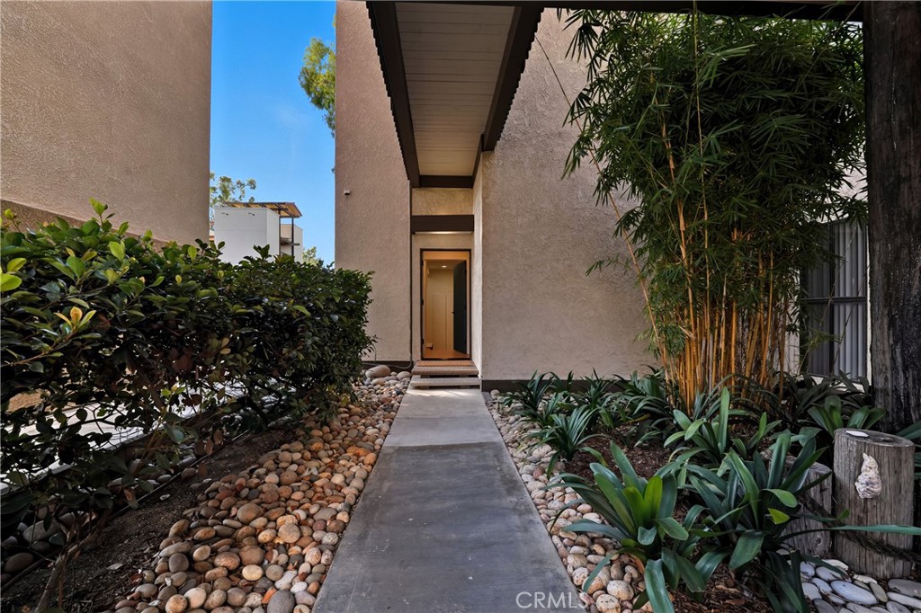 6209 Marina Pacifica N