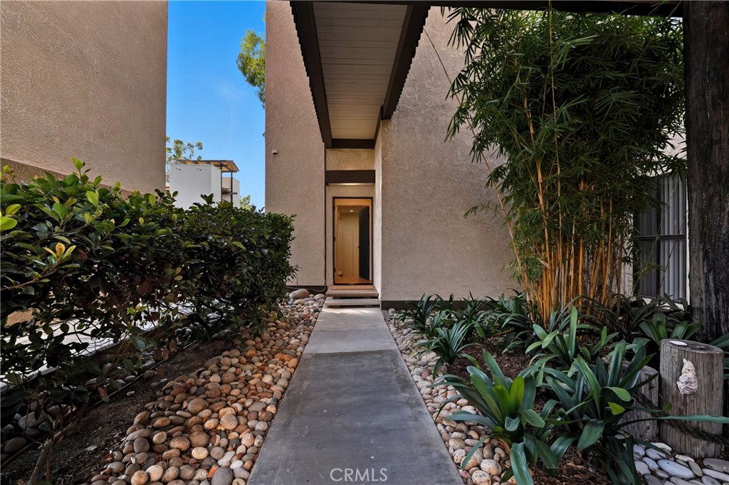 6209 Marina Pacifica N