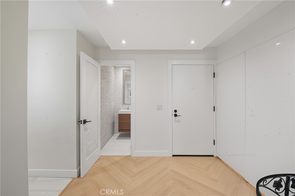 6209 Marina Pacifica N